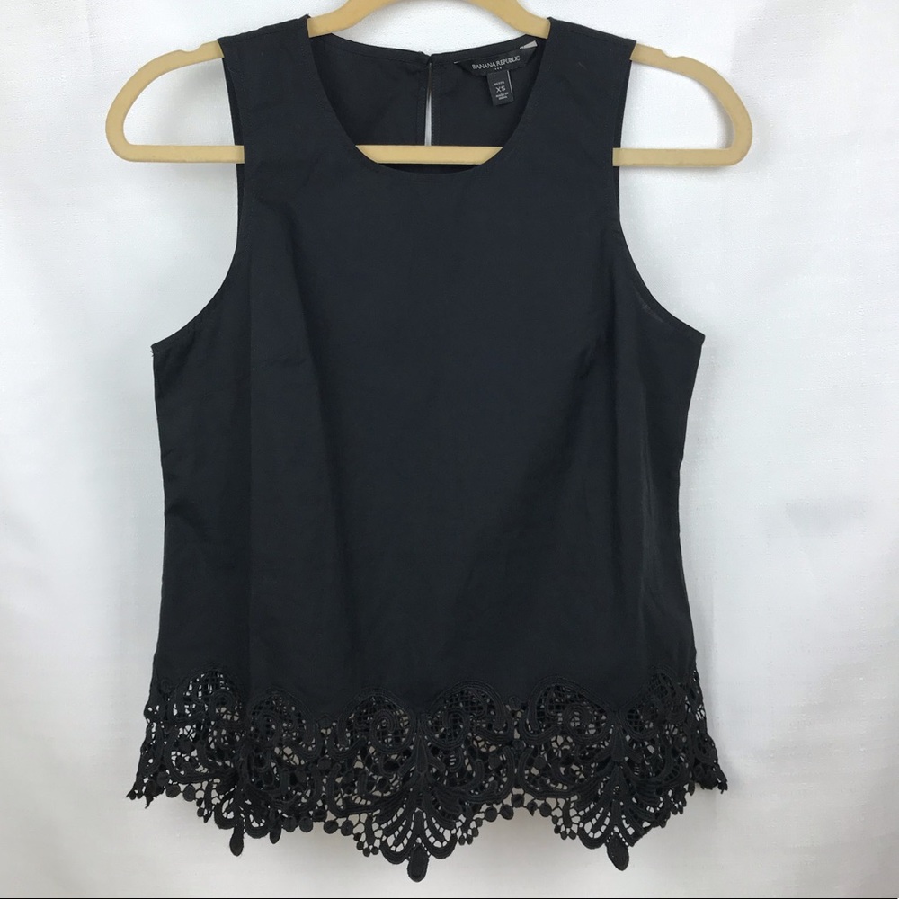 Banana Republic Black Sleeveless Eyelet Blouse